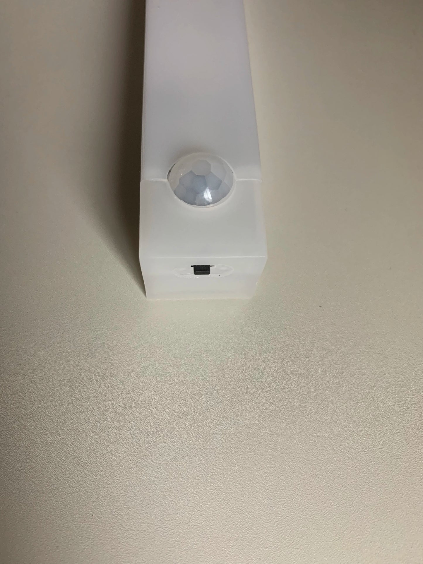 Wireless LED Motion Sensor Night Light with Magnetic Stripe USB Rechargeable For Kitchens, Closets, Stairs and Hallways