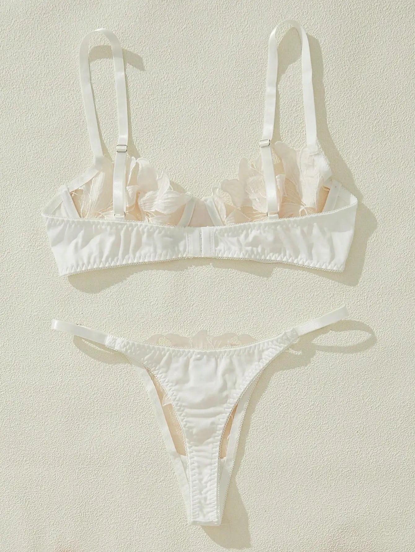 Women'S Underwear Sexy See Through Mesh Transparent Embroidery Fragmented Flower Kit Push Bra+Thong Panties Lingerie Set 2024