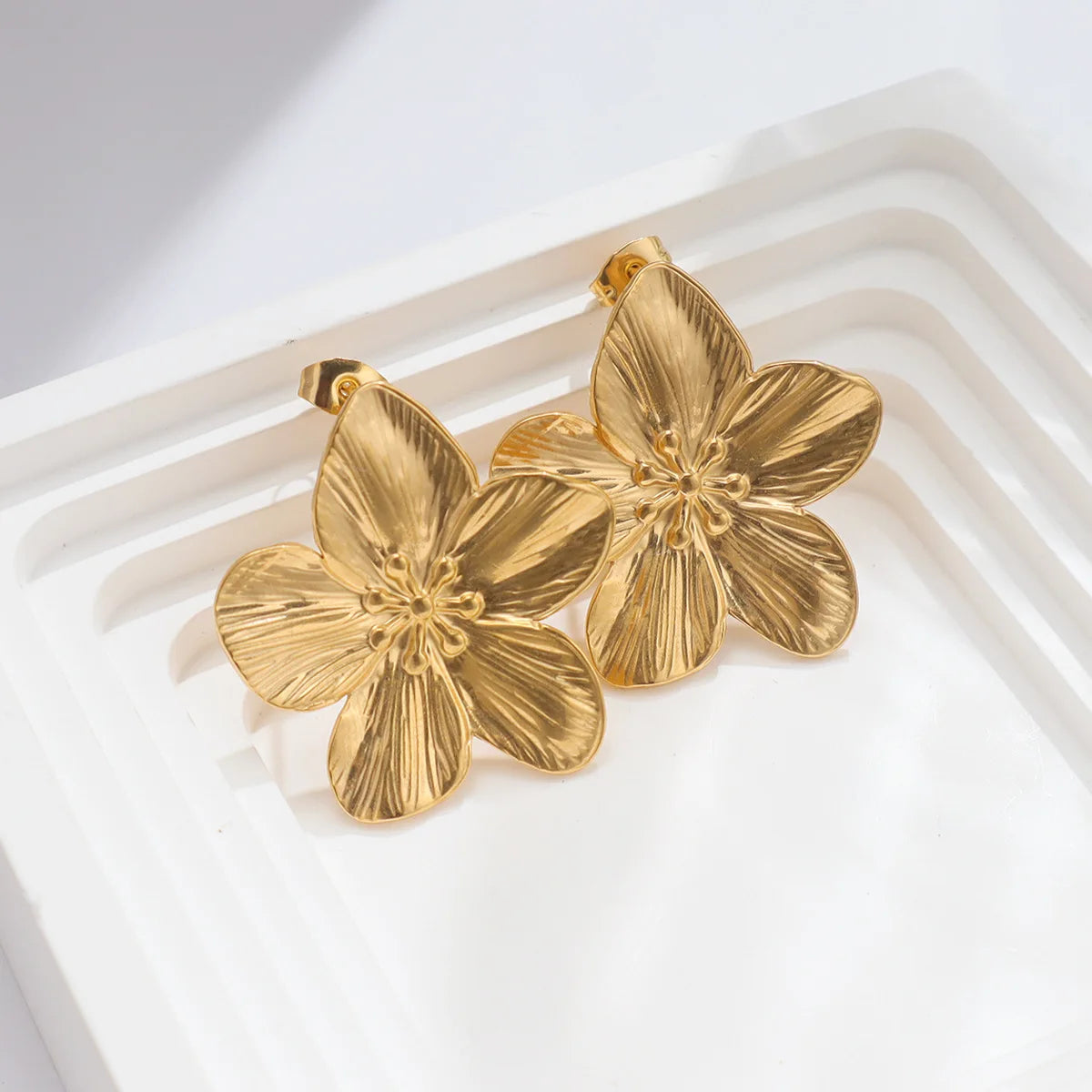 Uilz New Trendy Stainless Steel Butterfly Stud Earring Charm 18K Gold Plated High Quality Statement Waterproof Jewelry Gift