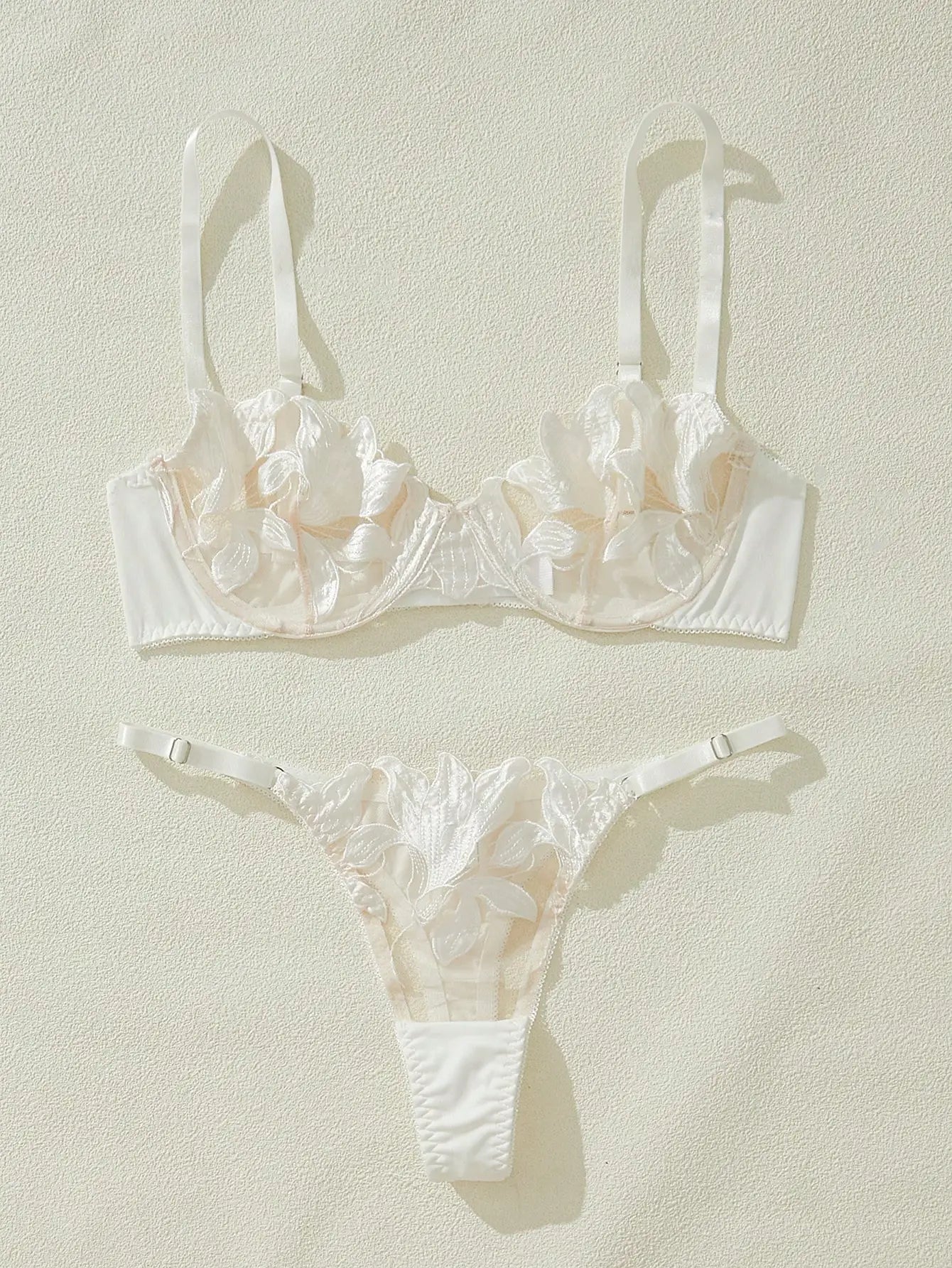 Women'S Underwear Sexy See Through Mesh Transparent Embroidery Fragmented Flower Kit Push Bra+Thong Panties Lingerie Set 2024