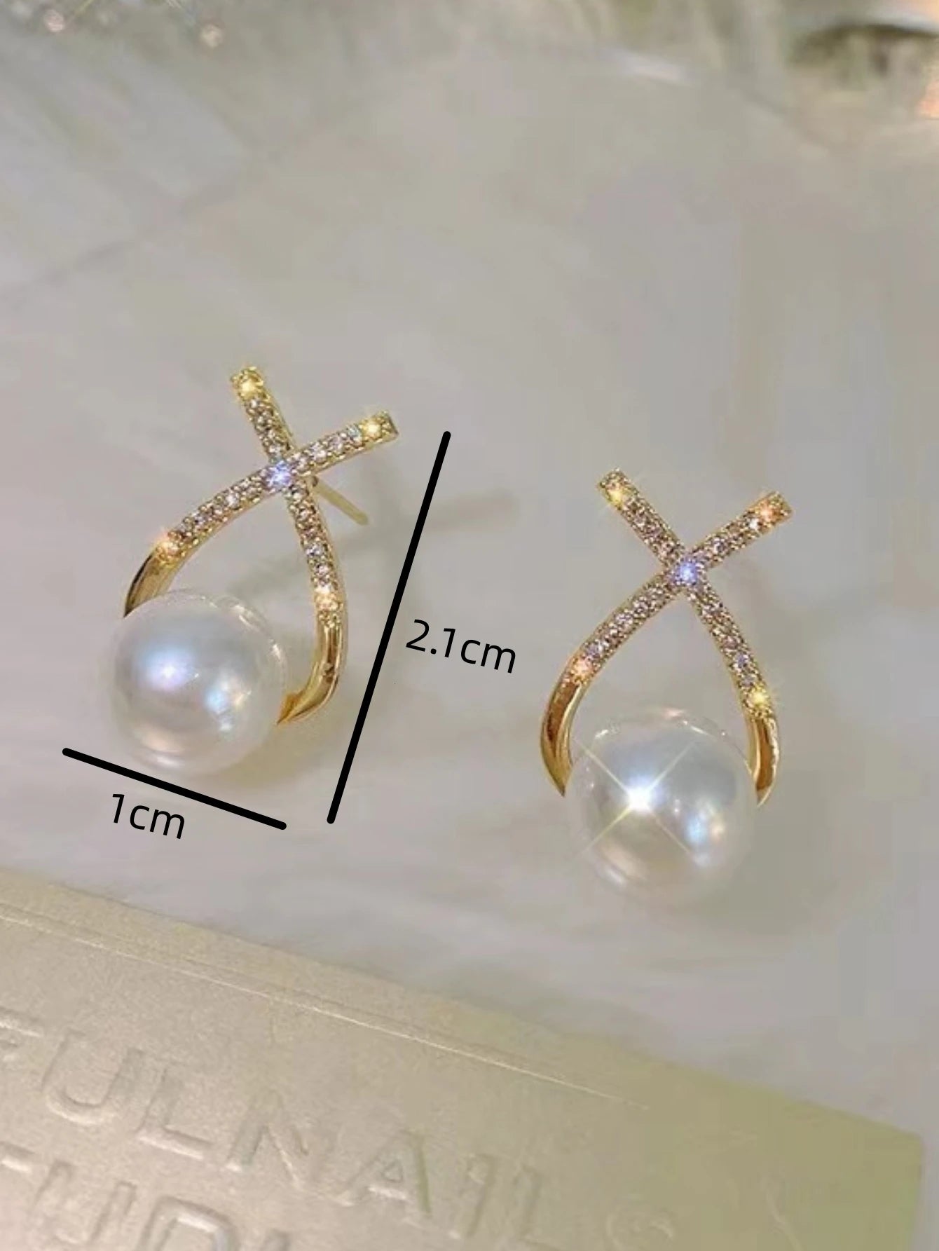 2 Pieces Of Women's Trendy Cross Studded Diamond Earrings For Outdoor Travel, Carnival, Party, Holiday Dressing Gifts -6511