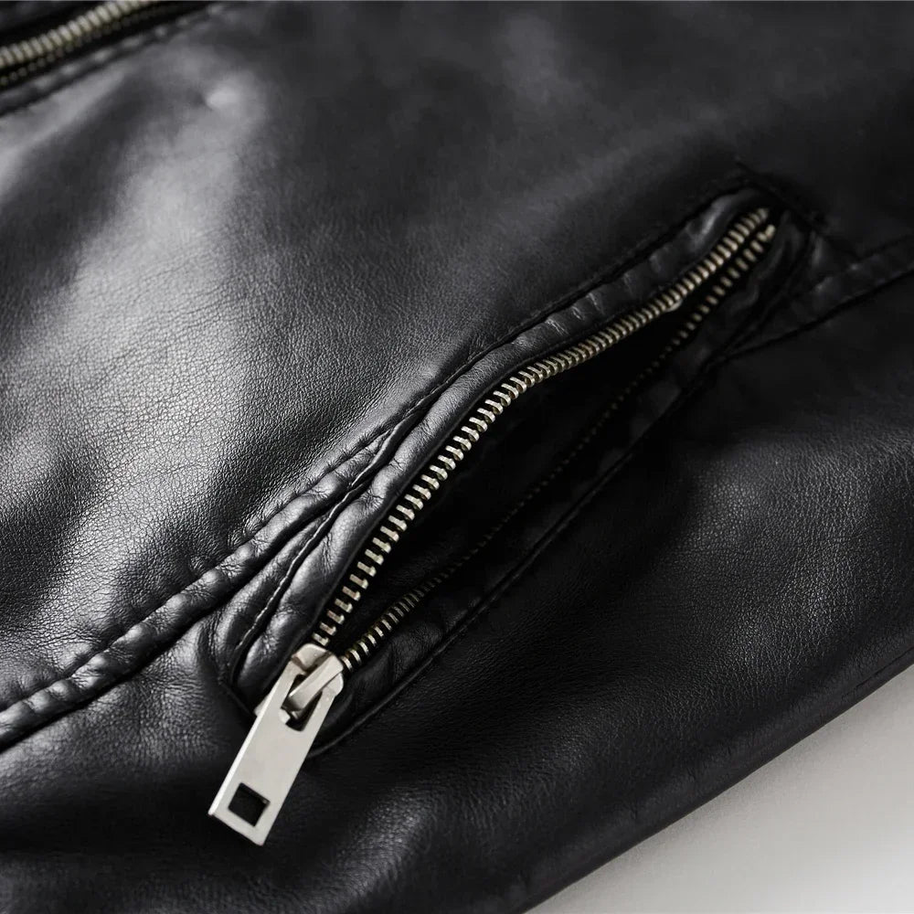 Men Fur Lined Warm Motorcycle Jacket Slim Street Fashion BLack Biker Coat Pleated Design Zipper 2024 Winter Black Leather Jacket