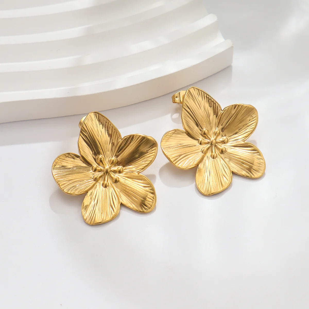 Uilz New Trendy Stainless Steel Butterfly Stud Earring Charm 18K Gold Plated High Quality Statement Waterproof Jewelry Gift