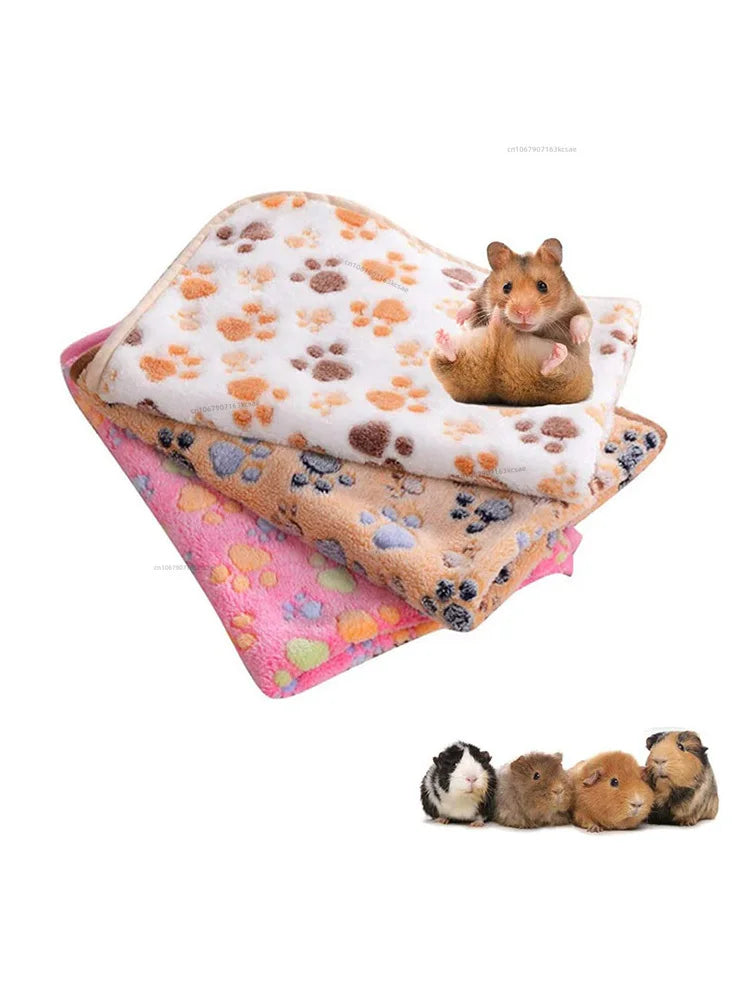 Soft Sleep Mat for Hamster Pet Pee Pad Puppy Kitten Blanket Bed Mat Guinea Pig Plush Mat Bed Small Animal Mat for Rabbit Hamster