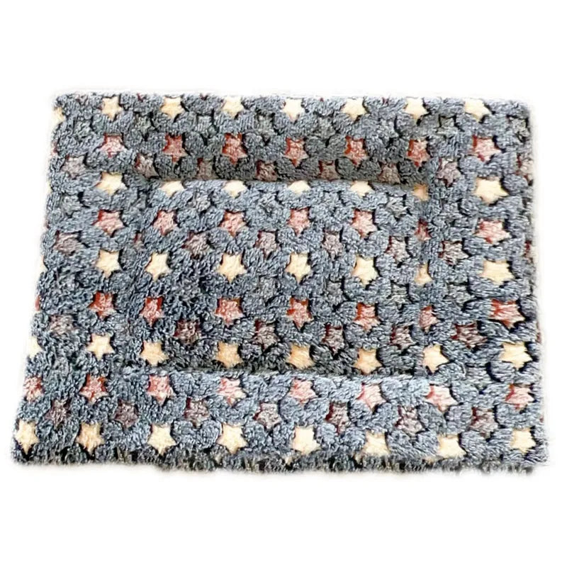 Pet Sleeping Mat Dog Bed Cat Litter Puppy Bed Dog Sofa Lovely Mattress Cushion for Small Large Dog Washable Blanket Pet Supplies
